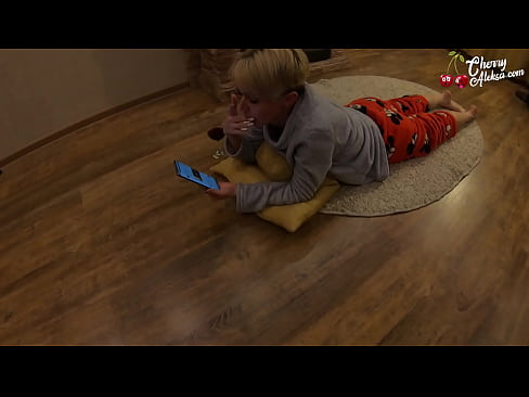 ❤️ La rossa boja xucla una polla enorme xucla i rebota sobre ella - Sexe anal Fota a nosaltres ca.hentaidude.ru ❌